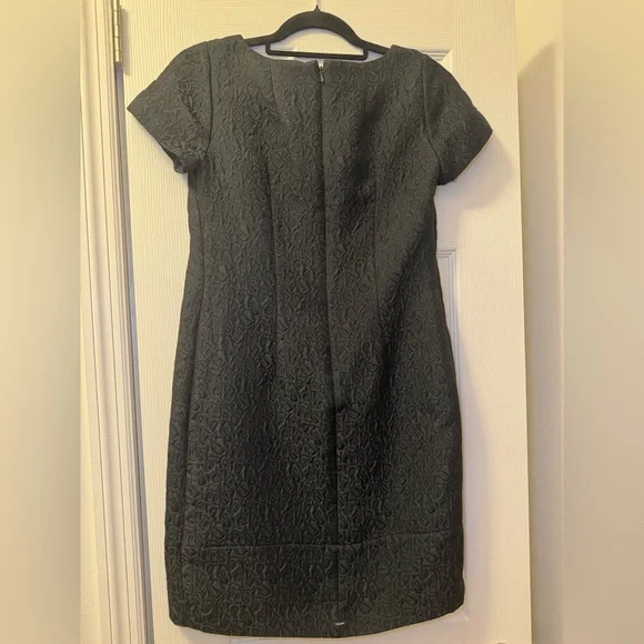 'S MaxMara Modern Brocade Jacquard Shift Little Black Dress with Sleeves Size 4 - Picture 2 of 9